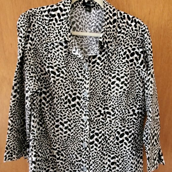 East 5th Tops - Leopard east 5th Women's Button Down Top - Size L